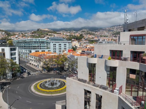 Property building, Bird's eye view, View (from property/room), View (from property/room), Balcony/Terrace, Balcony/Terrace, City view, City view, Garden view, Garden view, Landmark view, Mountain view, Mountain view, Street view