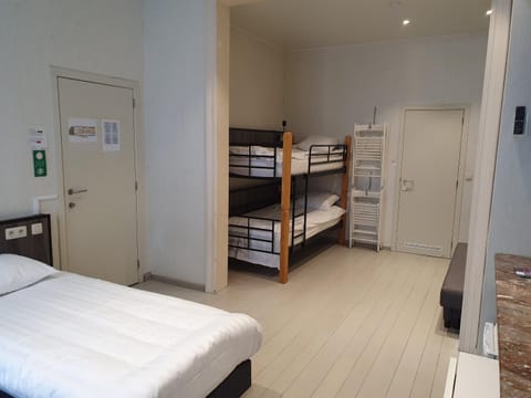 Photo of the whole room, bunk bed