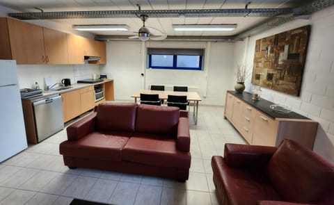 Kitchen or kitchenette, Living room, Dining area, minibar