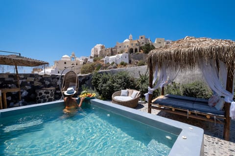 People, Pool view, Swimming pool, Swimming pool