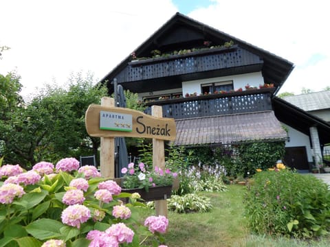 Property building, Property logo or sign, Garden