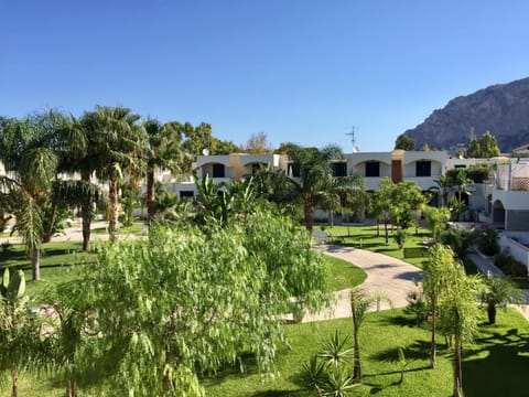 Property building, Garden view