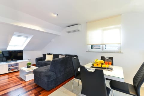 Apartment Lily Apartment in Zadar