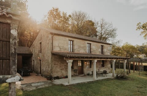 Facade/entrance, Off site