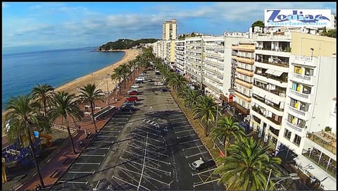 Off site, Beach, City view, Sea view, Location, Parking