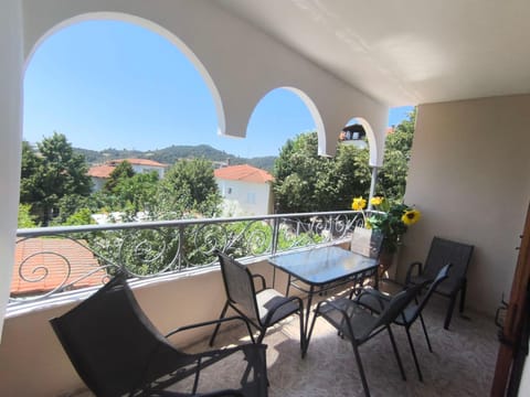 View (from property/room), Balcony/Terrace