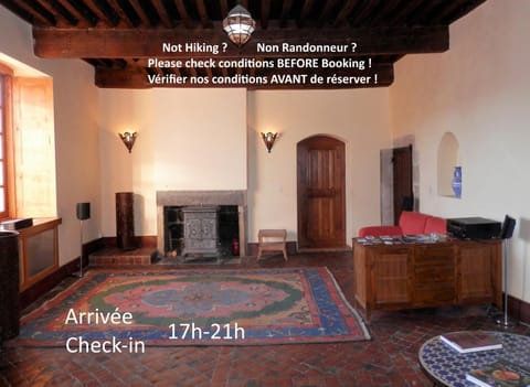 Communal lounge/ TV room, Living room