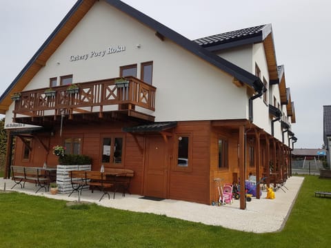 Cztery Pory Roku Nature lodge in West Pomeranian Voivodeship, Poland