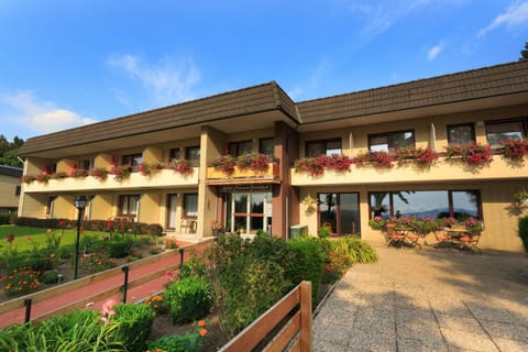 Property building, Day