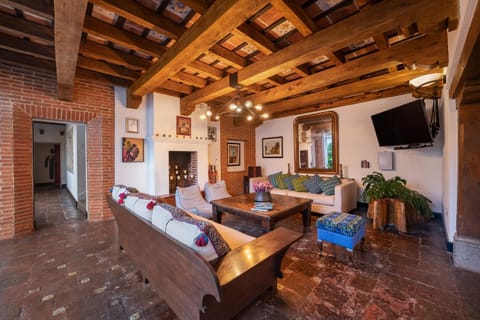 Communal lounge/ TV room, Communal lounge/ TV room, TV and multimedia, Living room, Seating area