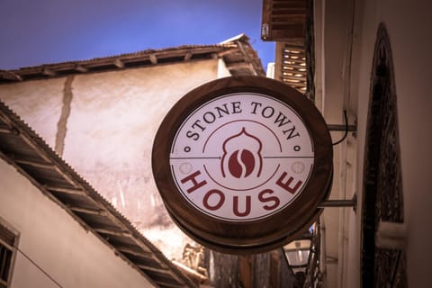 Property building, Property logo or sign, Street view