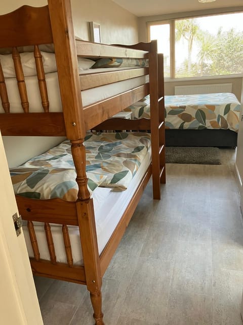 Photo of the whole room, Bedroom, bunk bed