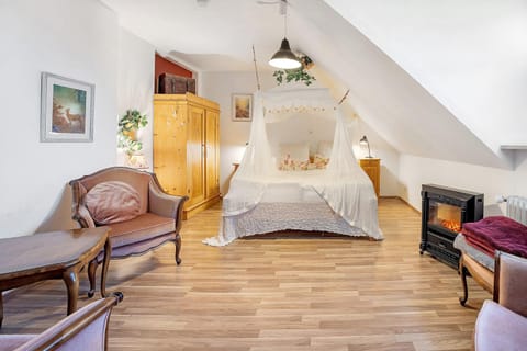 Property building, Living room