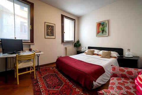 Holiday Treviso Suite LOMBARDI Apartment in Treviso