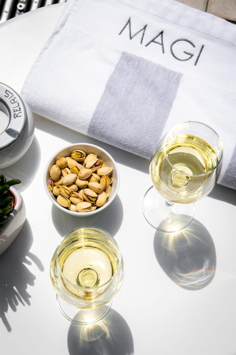 Garden, Lounge or bar