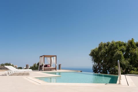 Patio, Garden, Balcony/Terrace, Swimming pool