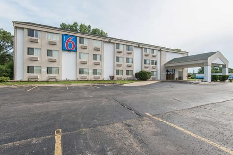 Property building, On site