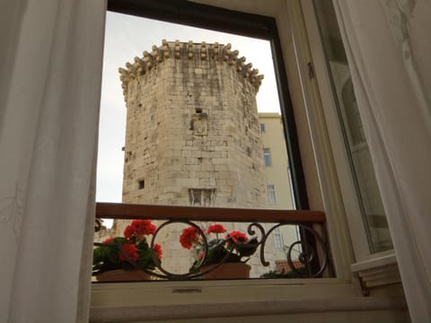 View (from property/room), Landmark view