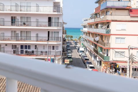 City view, Sea view, Street view