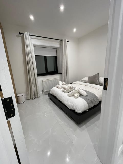 Letterkenny Town Centre Apartment, newly renovated Apartment in Letterkenny