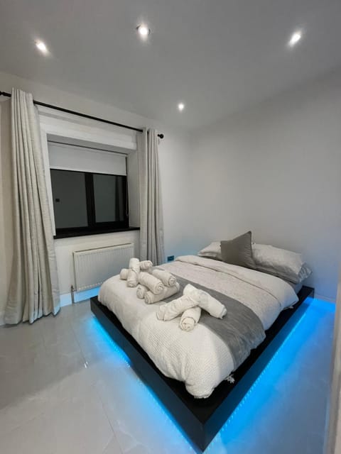 Letterkenny Town Centre Apartment, newly renovated Apartment in Letterkenny