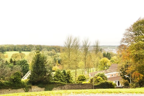 Neighbourhood, Natural landscape