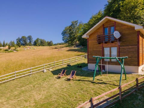 Planinska kuća Petrović House in Zlatibor District, Serbia