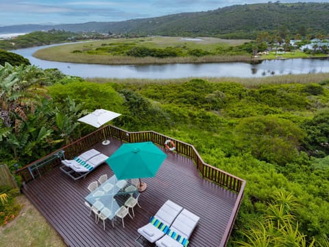 Nearby landmark, Natural landscape, Bird's eye view, Mountain view, River view, sunbed