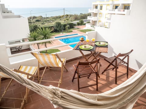 Balcony/Terrace, Pool view, Swimming pool