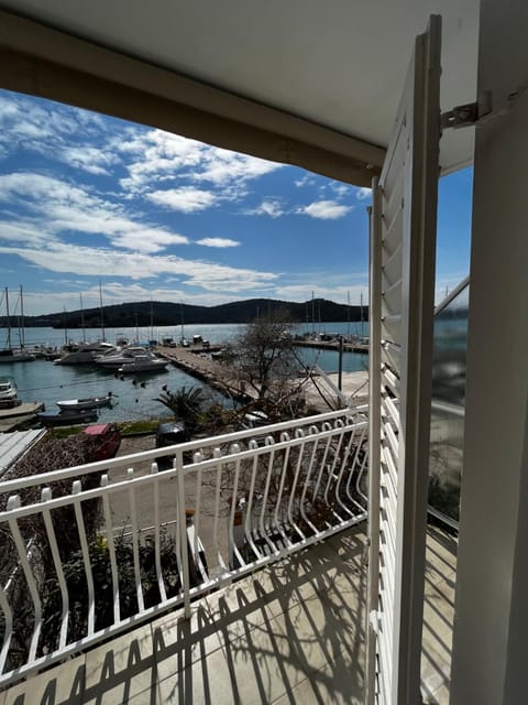 SeaView apartments Apartment in Tisno