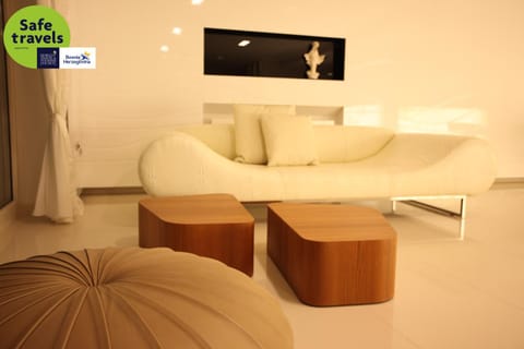 Lobby or reception, Decorative detail