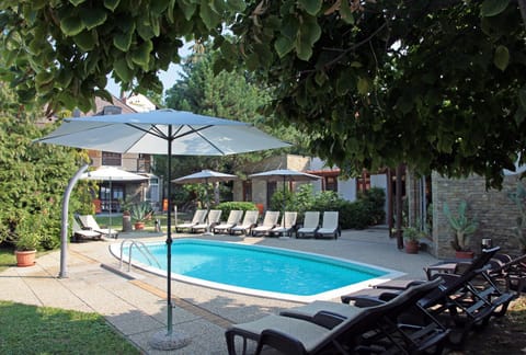 Pool view, Swimming pool