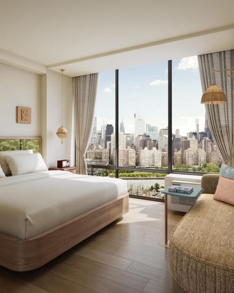 Bedroom, City view