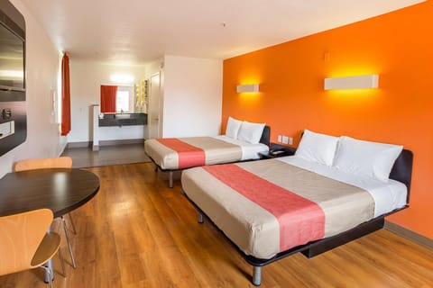 TV and multimedia, Photo of the whole room, Seating area, On site