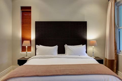 Gaikou Lodge Bed and Breakfast in Western Cape