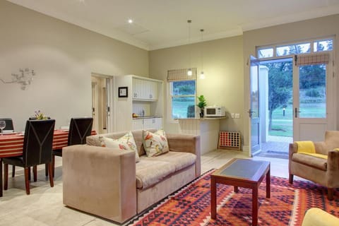 Gaikou Lodge Bed and Breakfast in Western Cape