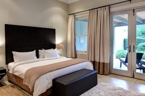 Gaikou Lodge Bed and Breakfast in Western Cape