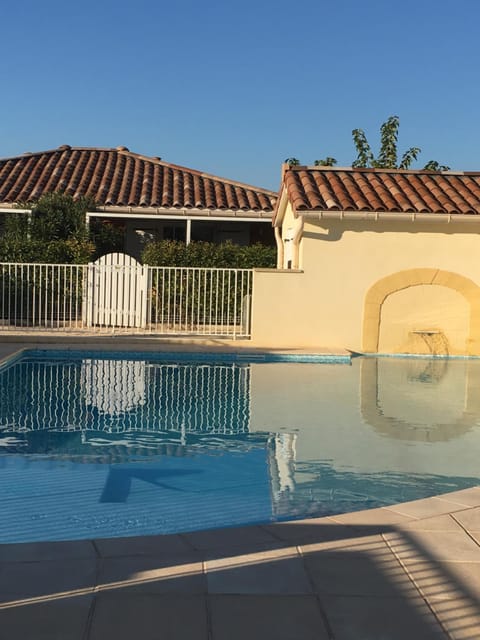 Aux couleurs d'Ardèche House in Vallon-Pont-d'Arc