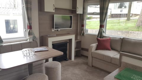 Sunnyglen Holiday Park House in Saundersfoot