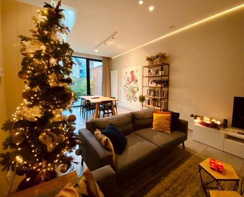 Blossom & Bloom House in Bruges