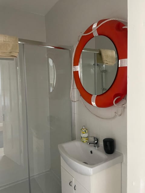 Bournville House & Cafe Bed and Breakfast in Birmingham