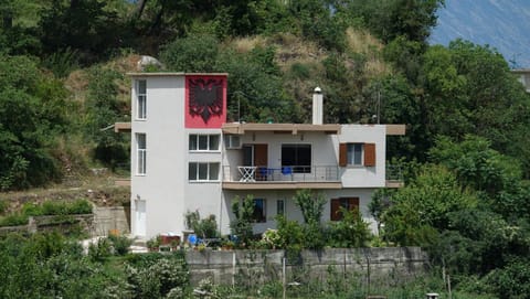 Eagle house Villa in North Macedonia