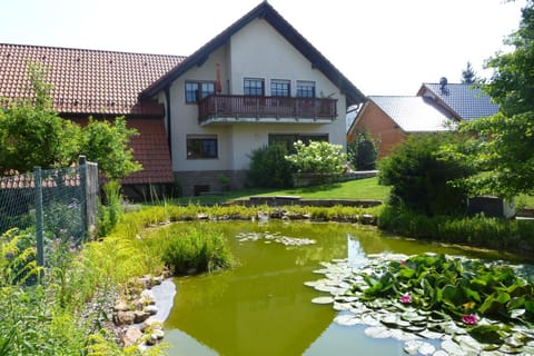 Garden, Balcony/Terrace