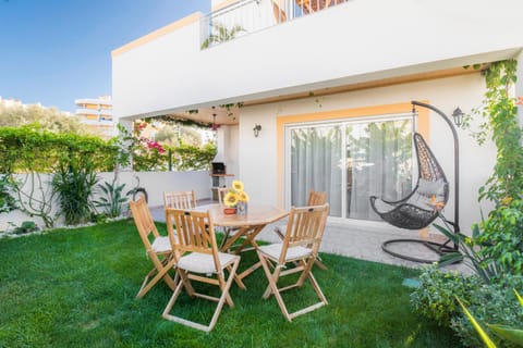Patio, BBQ facilities, Garden