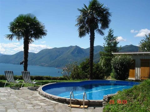 Garden, Balcony/Terrace, Garden view, Lake view, Mountain view, Pool view, Swimming pool, sunbed