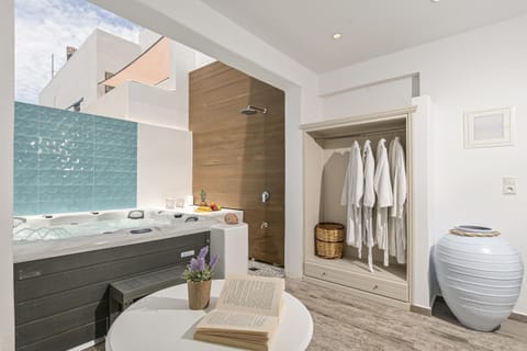 Blue Sky Summer Hotel in Naxos