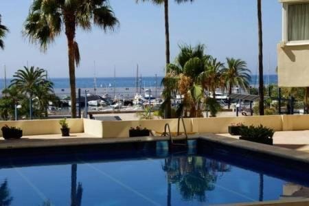 Beach, Swimming pool