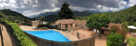 Property building, Natural landscape, Mountain view, Swimming pool