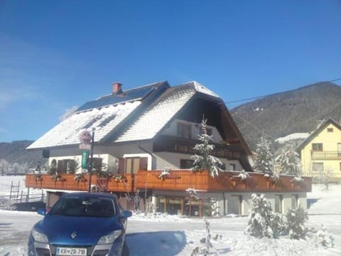 gostišče uh- planica Bed and Breakfast in Friuli-Venezia Giulia