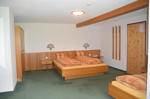 Hotel Seeblick Hotel in Canton of Grisons